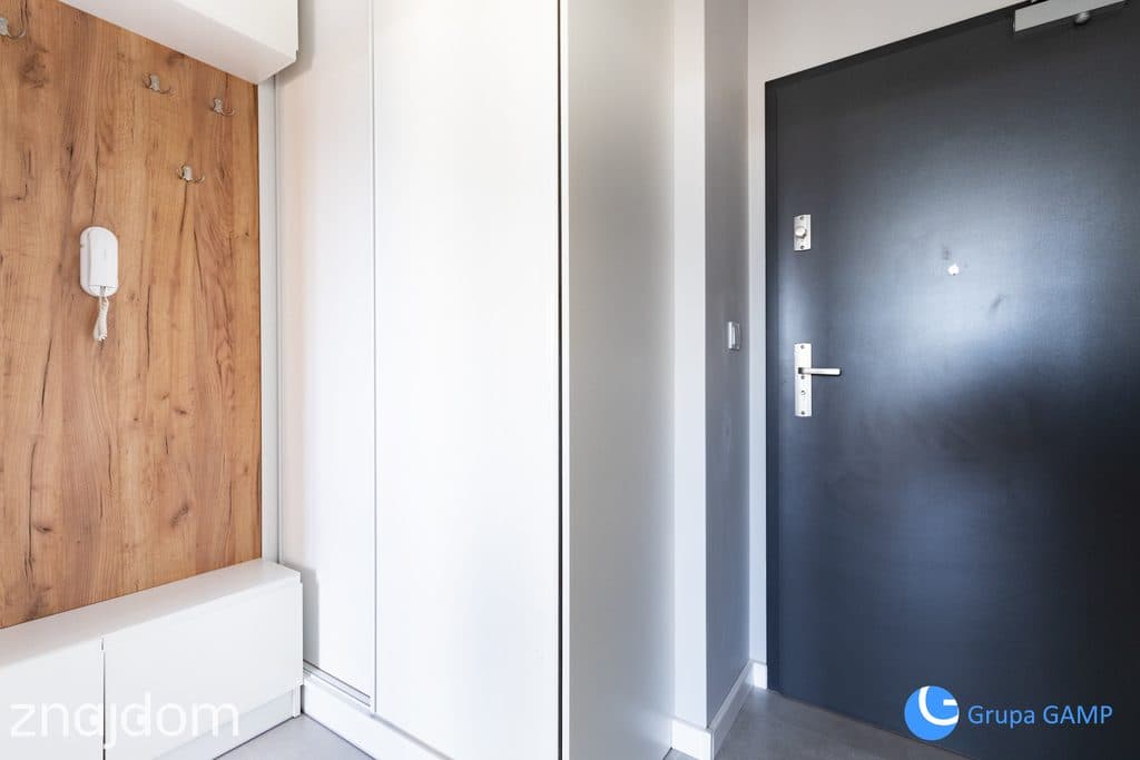 2pok, 34m2, *Mogilska Tower* Balkon, Parking - zdjęcie 8