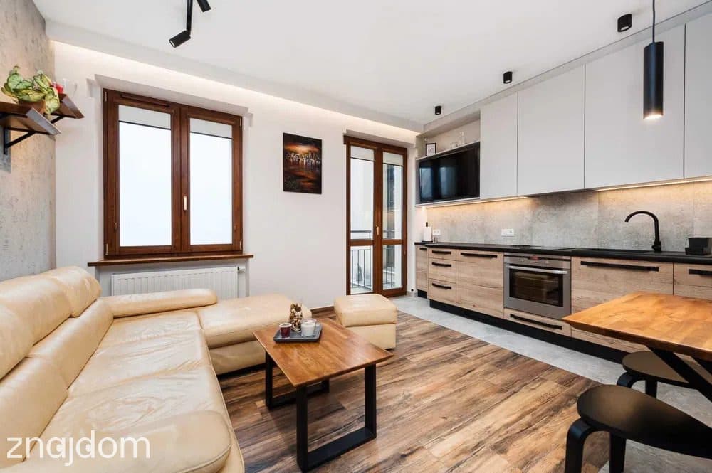 Od 1 września | 26 mkw. + balkon | ul. Starowiślna