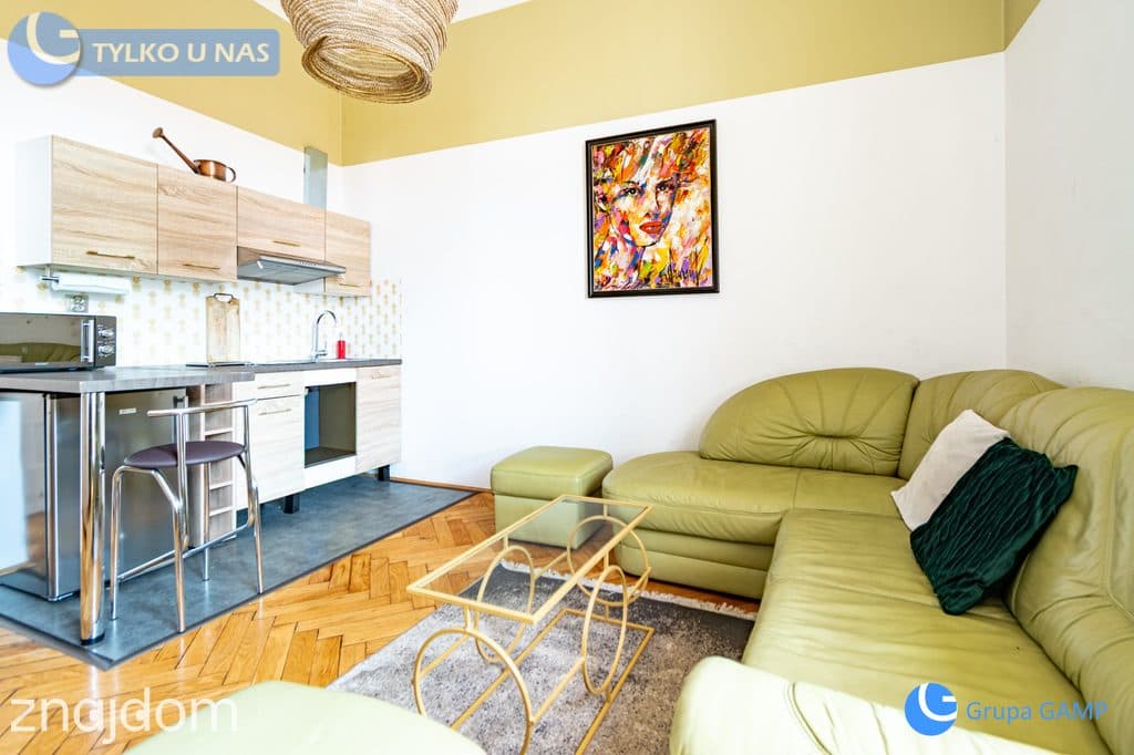 Studio 25m2 *Kopernika 22- Stare Miasto*2700całość