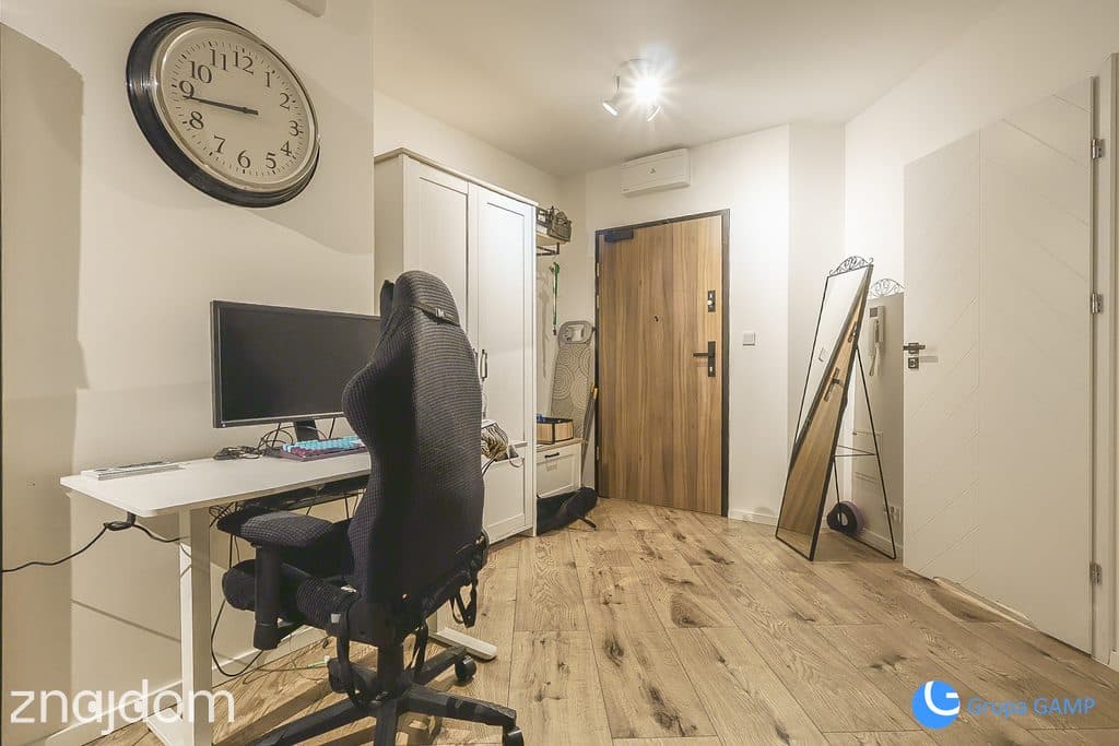 2pok, 43m² *Mogilska, Łaszkiewicza*, balkon - zdjęcie 4