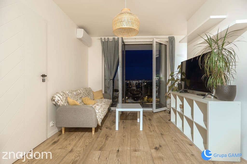 2pok, 43m² *Mogilska, Łaszkiewicza*, balkon - zdjęcie 3