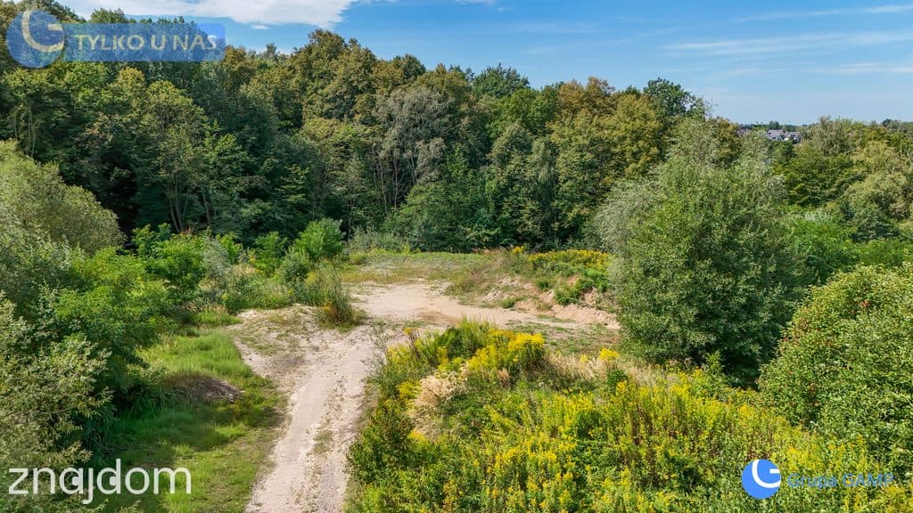 Prywatna działka pod podmiejską willę  Las, 84 ary
