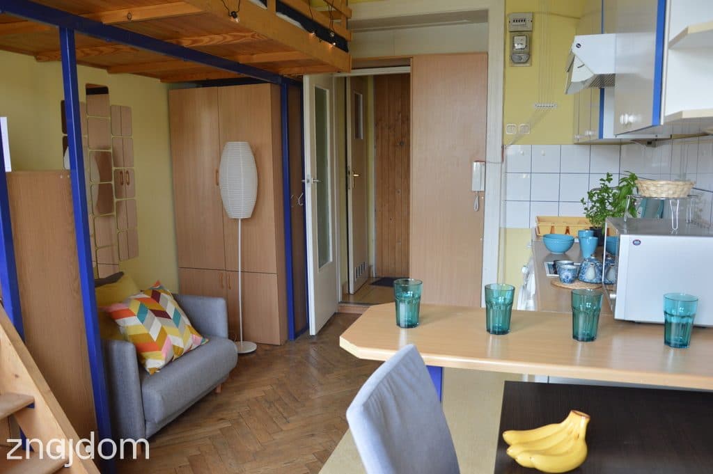 Stare Miasto*Smoleńsk*kawalerka 20m2+antresola - zdjęcie 2