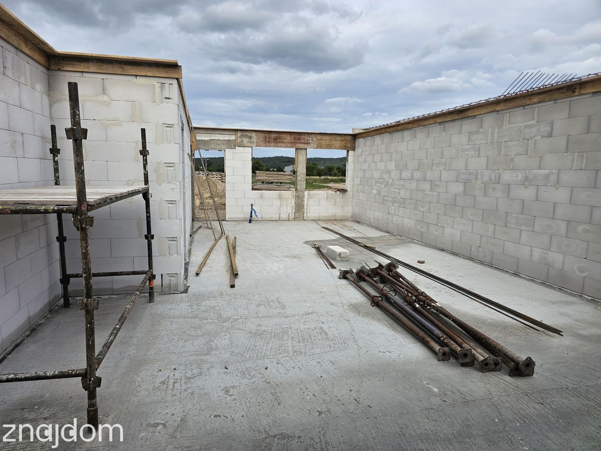 Ponad 100 m² prywatnego ogrodu i 86,86 m² mieszkania - zdjęcie 3
