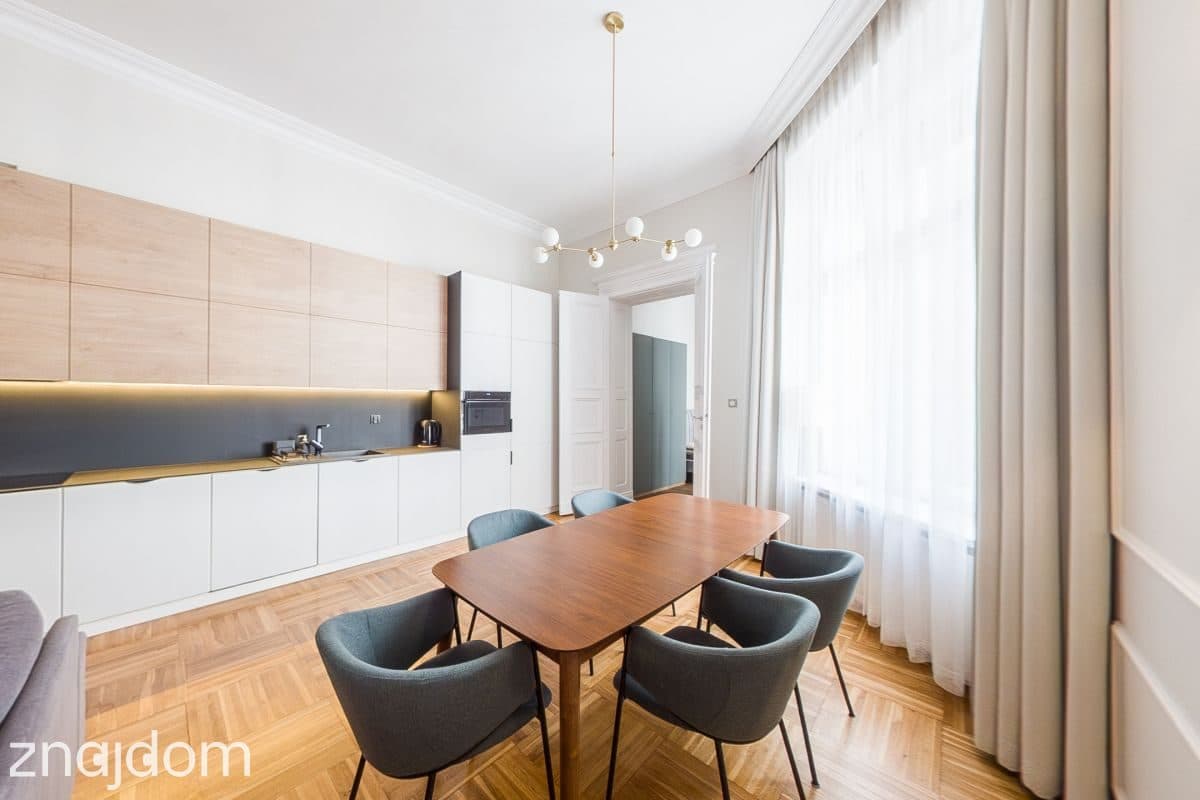 Apartament z duszą 135m2-historii i prestiżu - zdjęcie 2