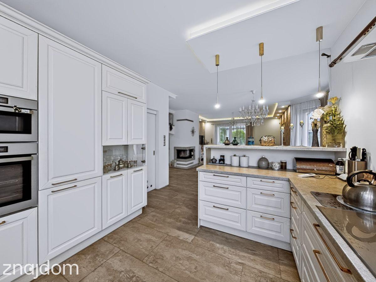 Dom rok budowy 2021 | 247 m² | ogród 946 m - zdjęcie 3