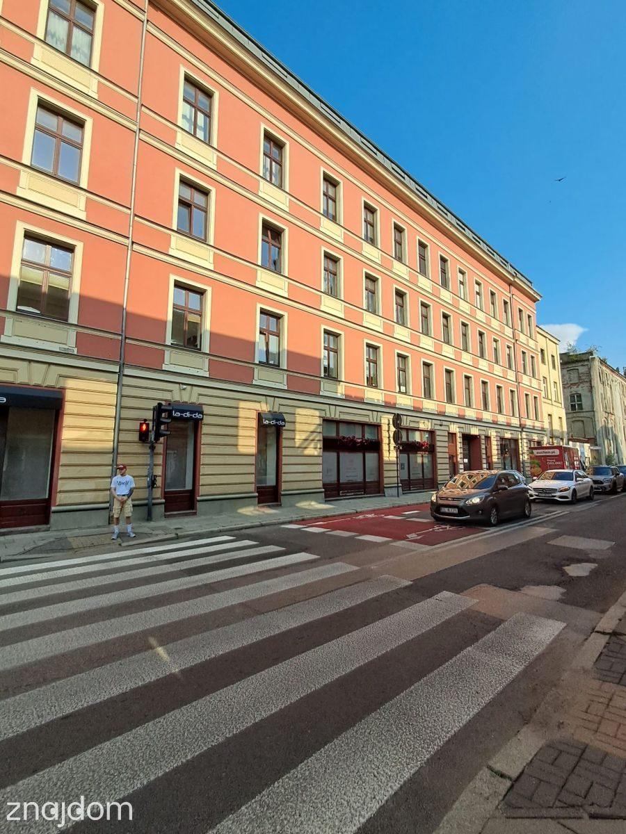 Lokal w luksusowej Kamienicy Przy Teatrze - zdjęcie 3