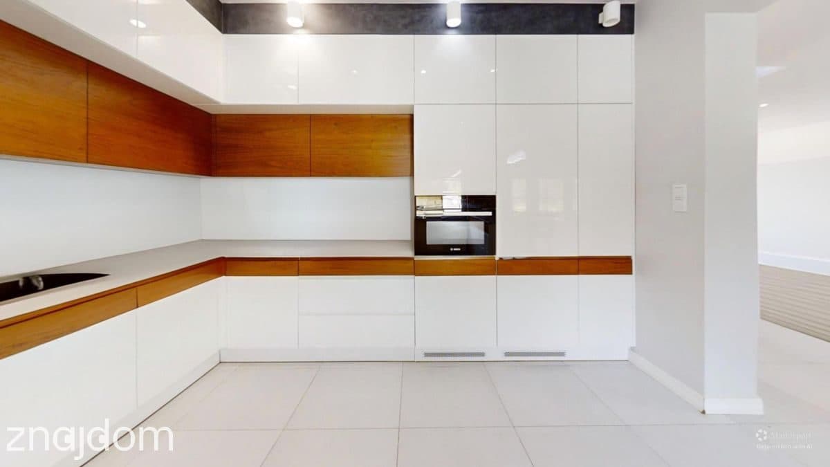 Azyl Premium: Klima, basen 3x8m2 + Obiekt 560 m² - zdjęcie 5
