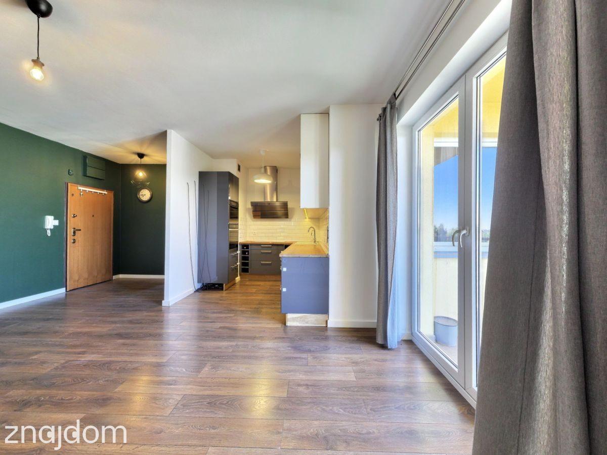 APARTAMENT Z TARASEM NA OSTATNIM 6 PIĘTRZE | ŁÓDŹ - zdjęcie 2