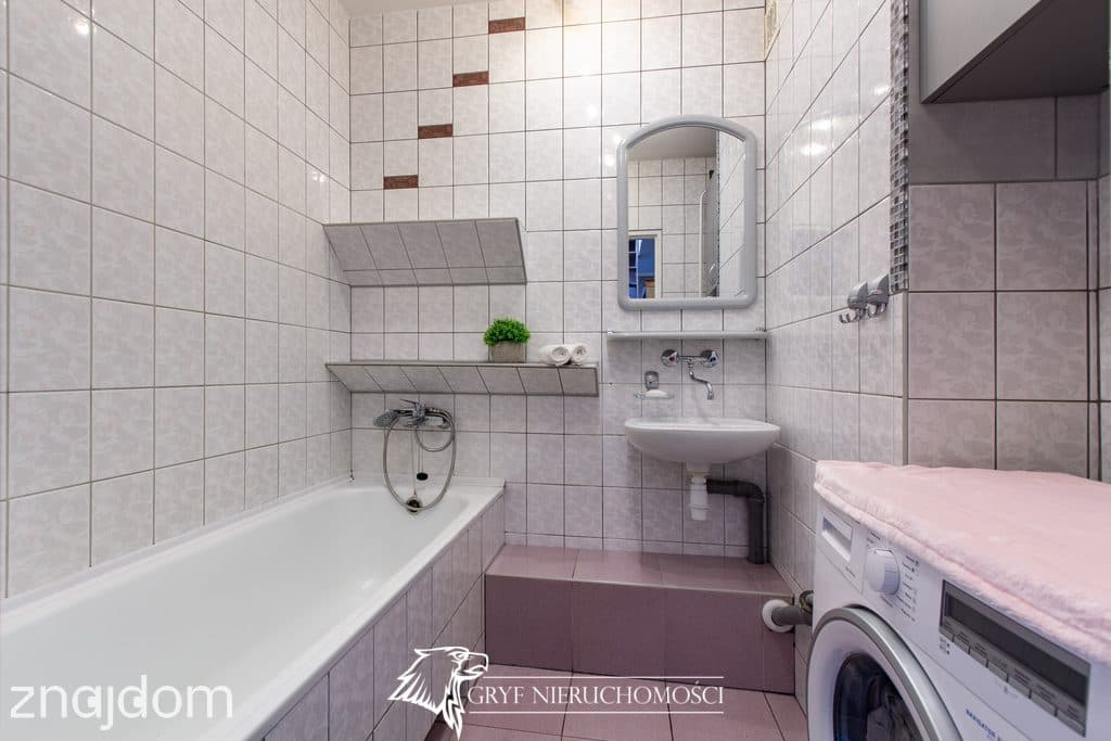 - Dwupoziomowe mieszkanie - 125,20 m2 - cegła - zdjęcie 10
