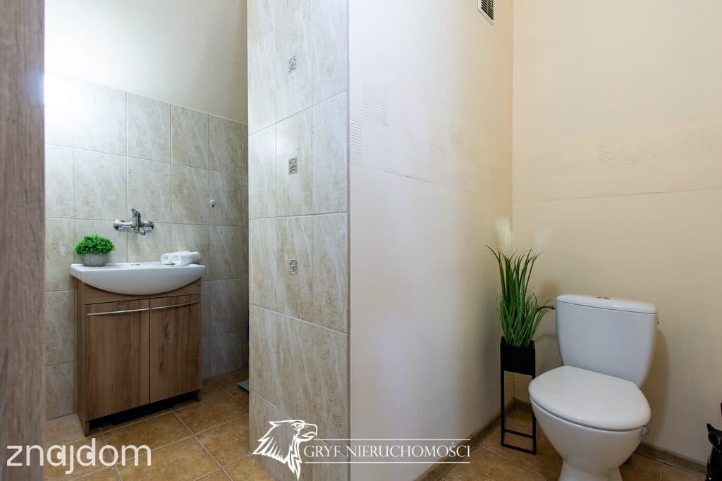 - Dwupoziomowe mieszkanie - 125,20 m2 - cegła - zdjęcie 11