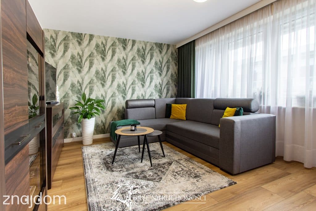 Zadbane 3 pokojowe mieszkanie z oddzielną kuchnią