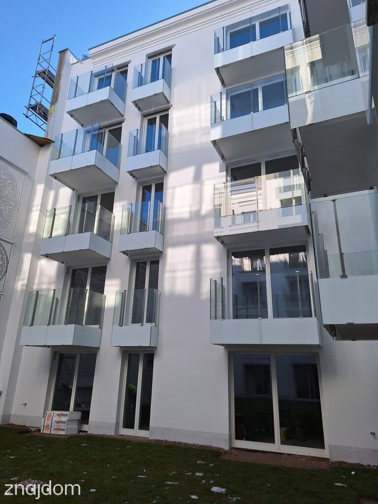 Mieszkanie 30,35 m2 w Centrum z ogródkiem - zdjęcie 4