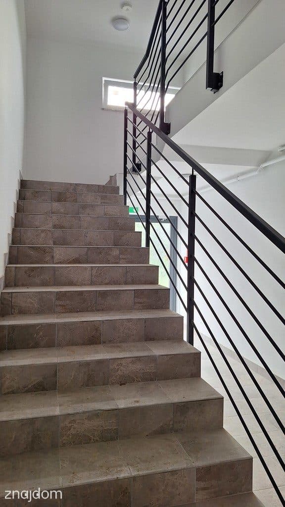 Gotowe 3 pokoje, balkon/ogród, pom.gos 2 msc.post. - zdjęcie 13