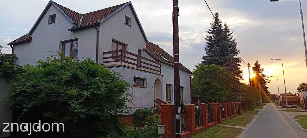 Wrocław Pawłowice. Wolnostojący