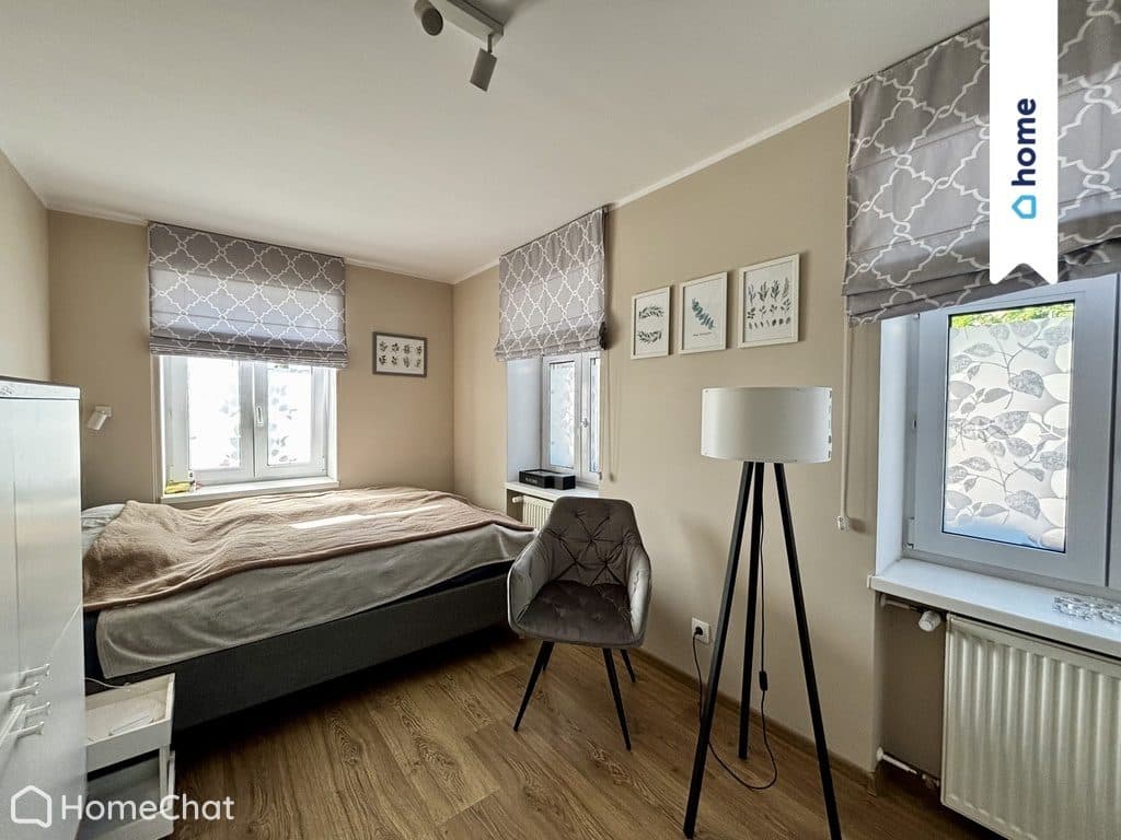 2-pokojowe, 51 m², kamienica z garażem, centrum