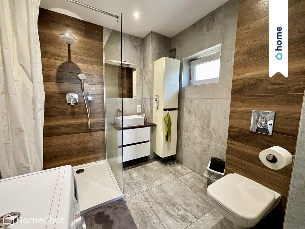 2-pokojowe, 51 m², kamienica z garażem, centrum
