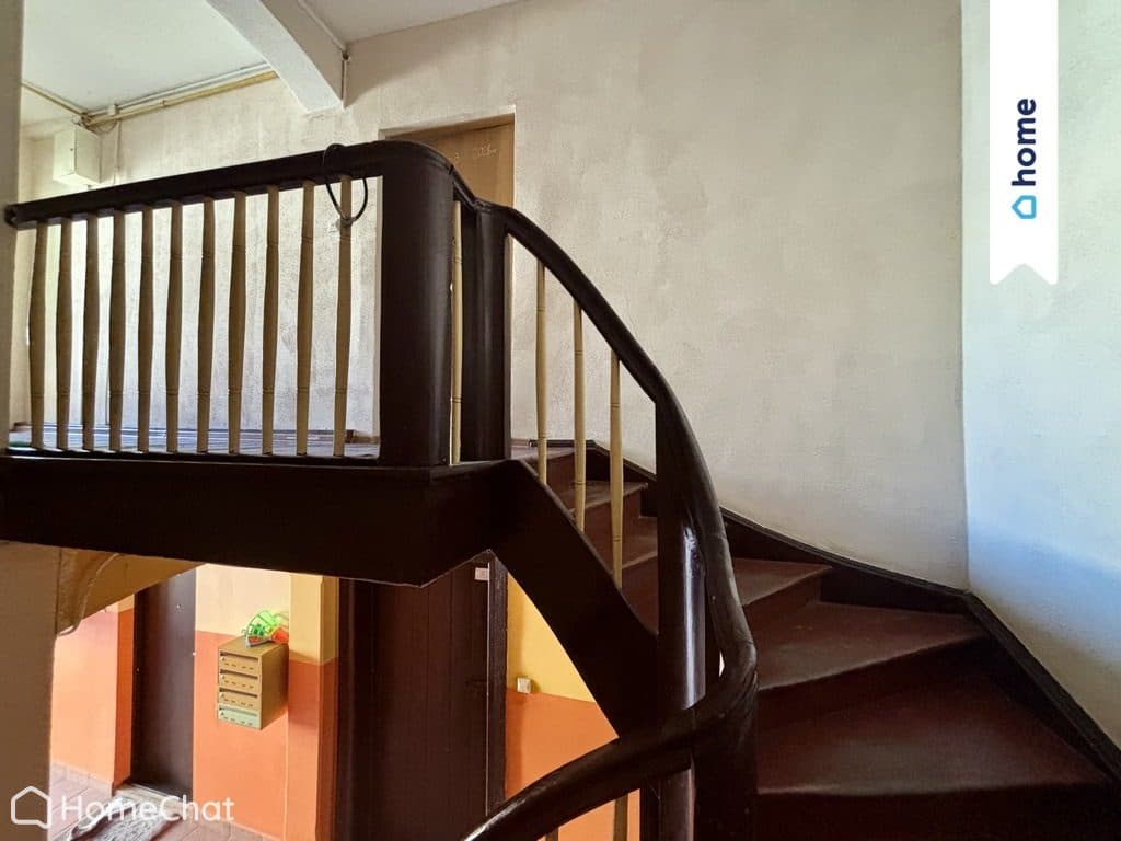 2-pokojowe mieszkanie w kamienicy z garażem, 34 m²