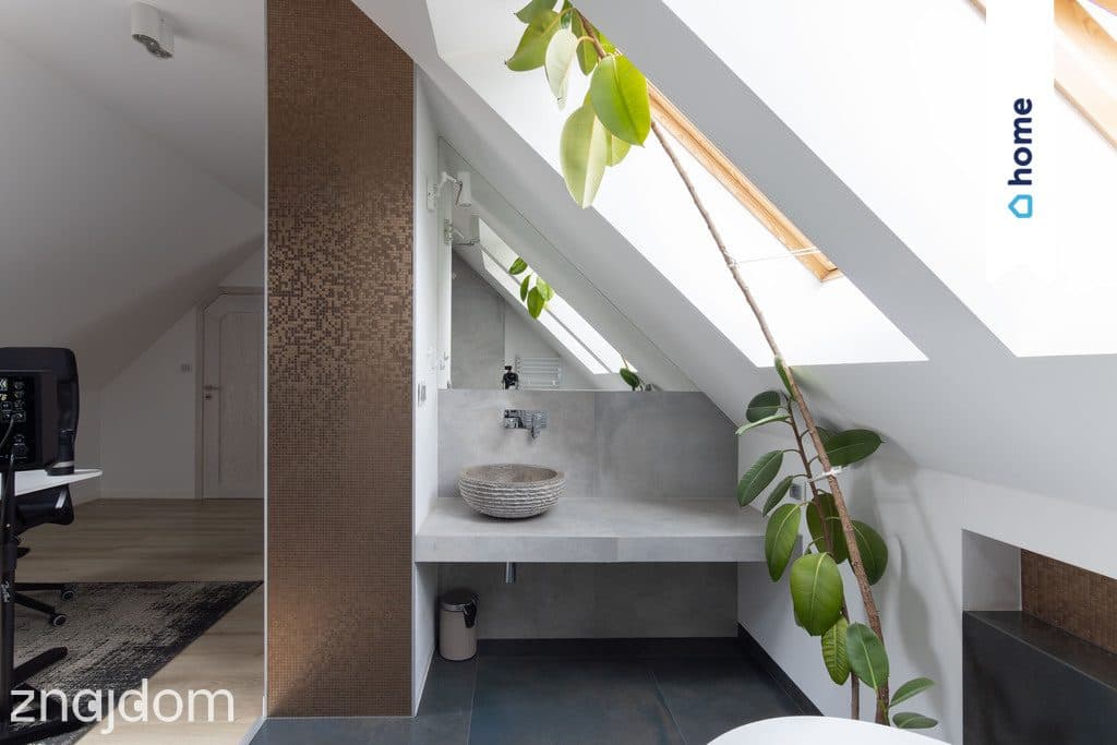 Wyjątkowy apartament z antresolą / 4 pokoje - zdjęcie 16