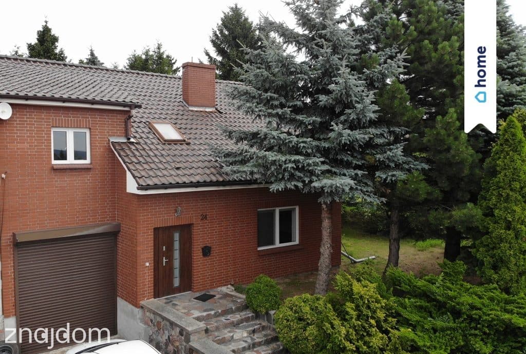 Przestronny dom na cichym osiedlu - zdjęcie 2