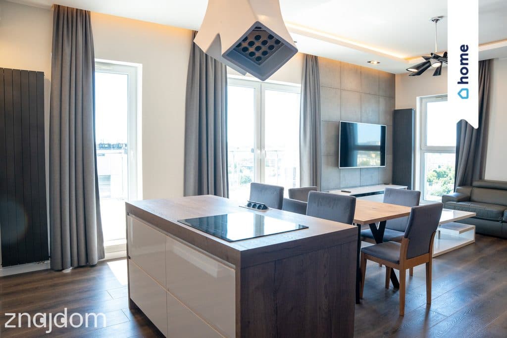 Luksusowy apartament z tarasem i parkingiem