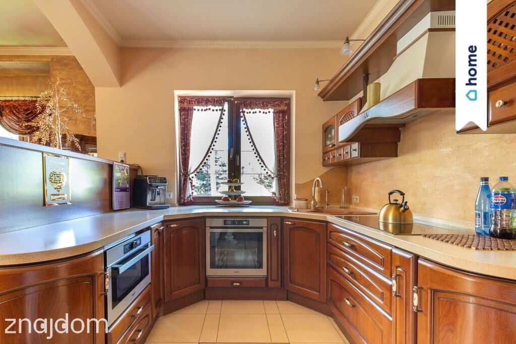 Na sprzedaż wyjątkowy dom z prywatnym lasem - zdjęcie 6