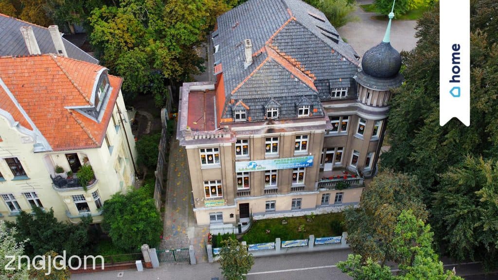 Willa naprzeciwko Parku Kochanowskiego udział 5/16