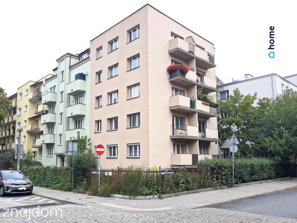 Mieszkanie z klimatem – 4 pokoje, 2 balkony, dużo światła