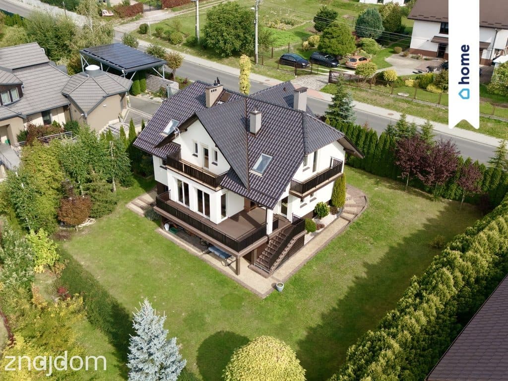Piękny dom w Świątnikach Górnych | działka 10 arów - zdjęcie 2