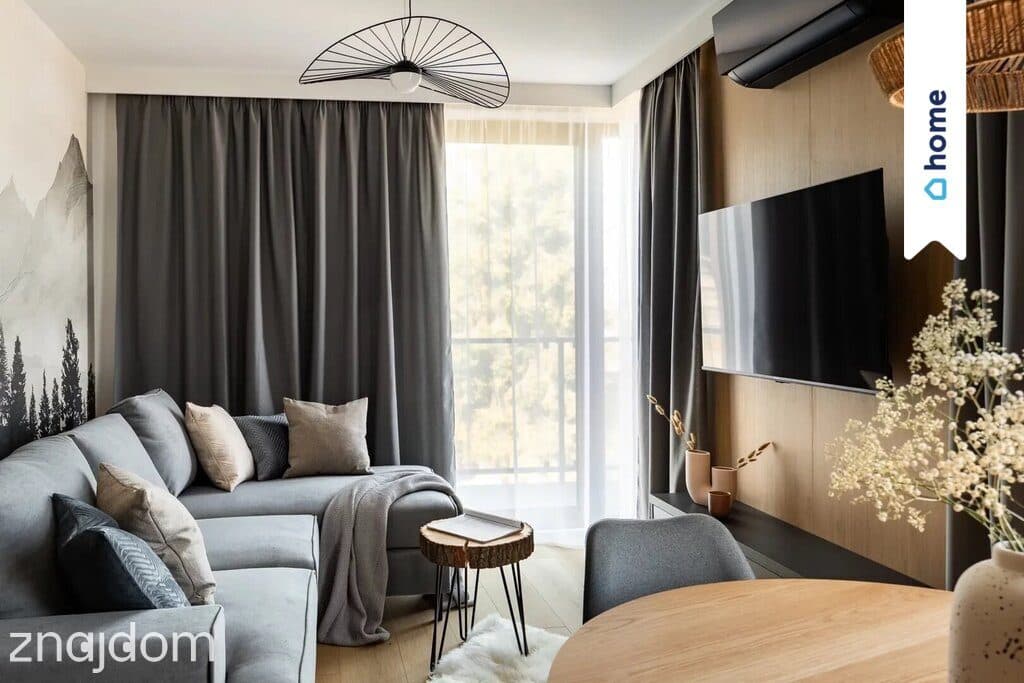 Apartament 5 osobowy z sypialnią i balkonem - zdjęcie 2