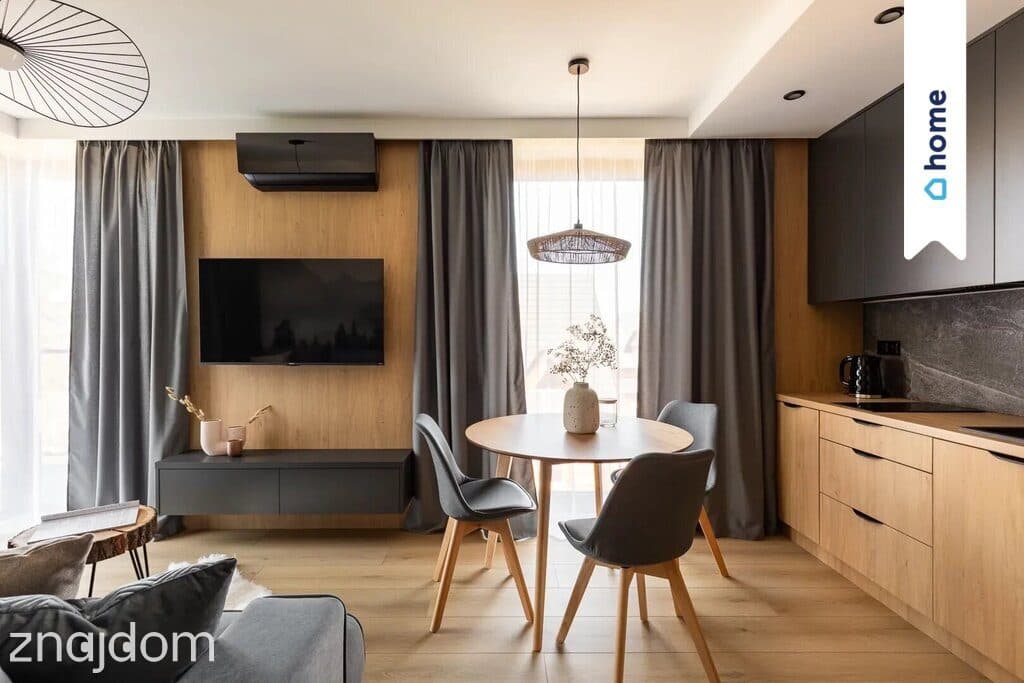 Apartament 5 osobowy z sypialnią i balkonem - zdjęcie 3