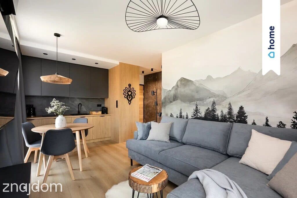 Apartament 5 osobowy z sypialnią i balkonem