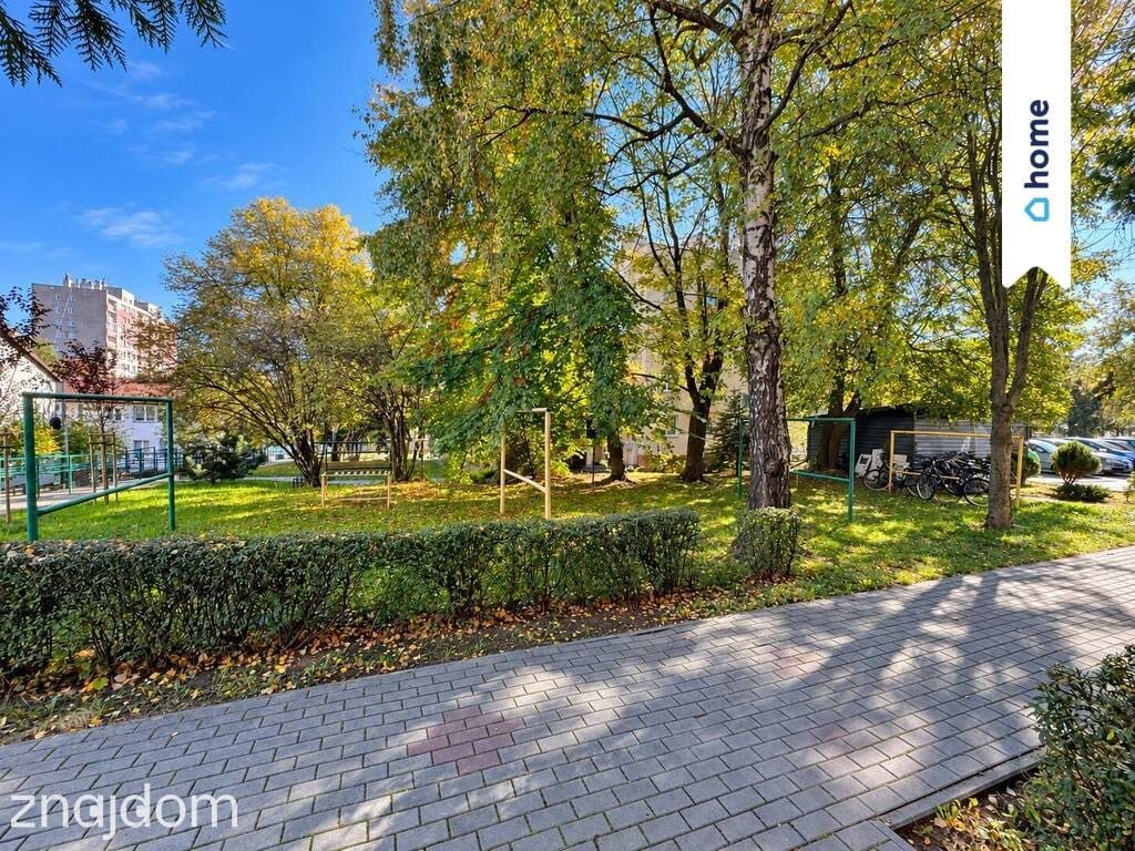 Kawalerka z balkonem 20 m2 w Centrum ul. Dąbrowskiego + blok z cegły - zdjęcie 5