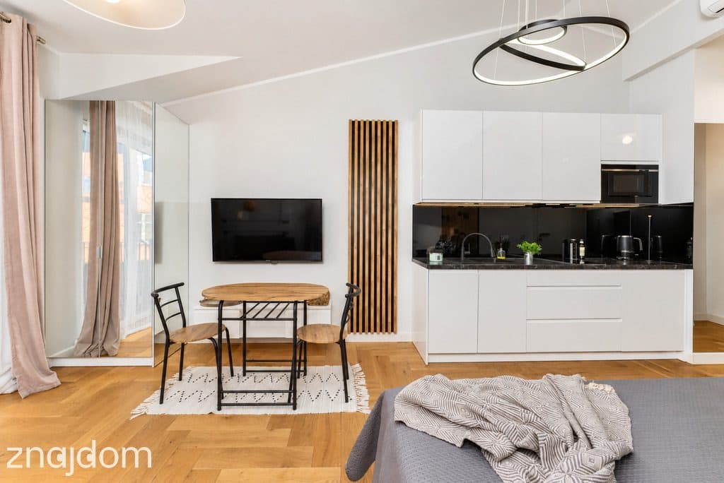 Nowoczesne studio z balkonem | ul. Ariańska |