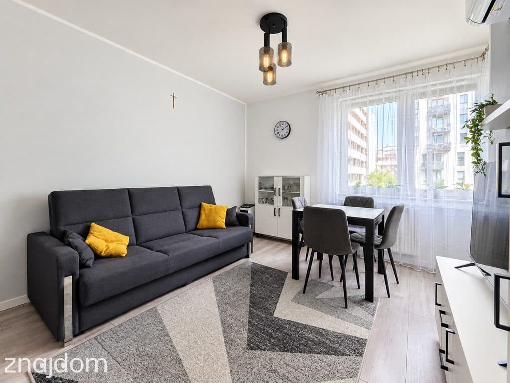 WIdok na park | 35,24 m² | os. Piastów 56C | - zdjęcie 2