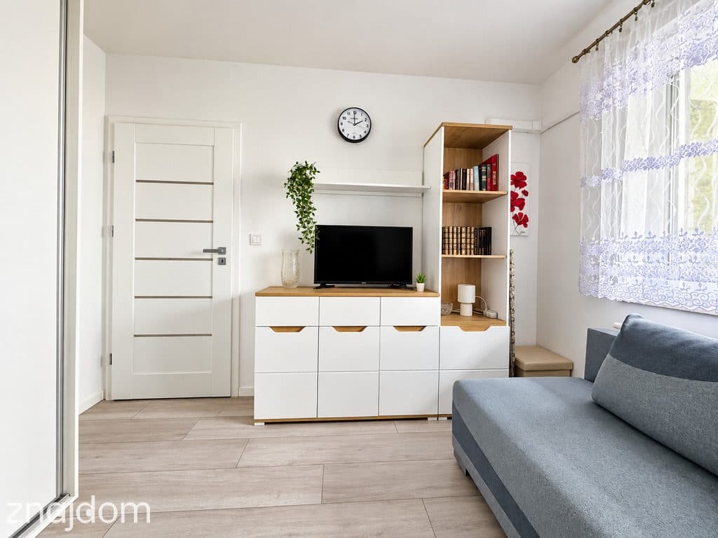 WIdok na park | 35,24 m² | os. Piastów 56C | - zdjęcie 5