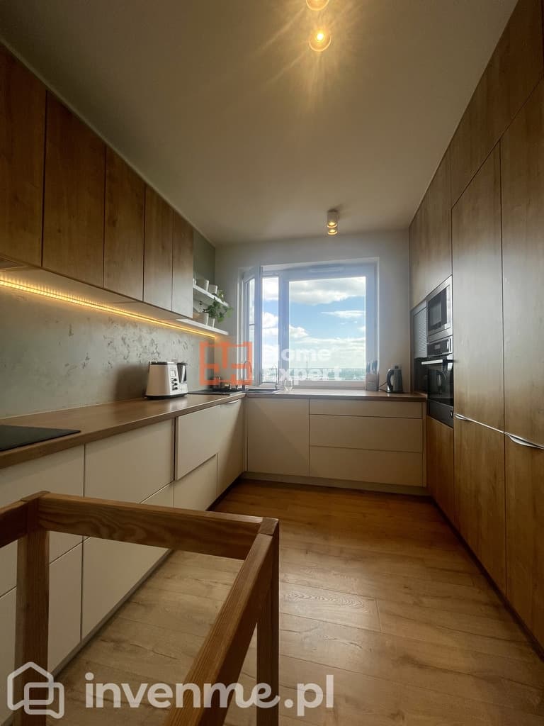 *Przestronny apartament z widokiem na miasto* - zdjęcie 15