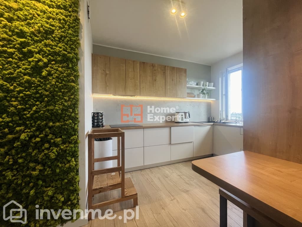 *Przestronny apartament z widokiem na miasto* - zdjęcie 16
