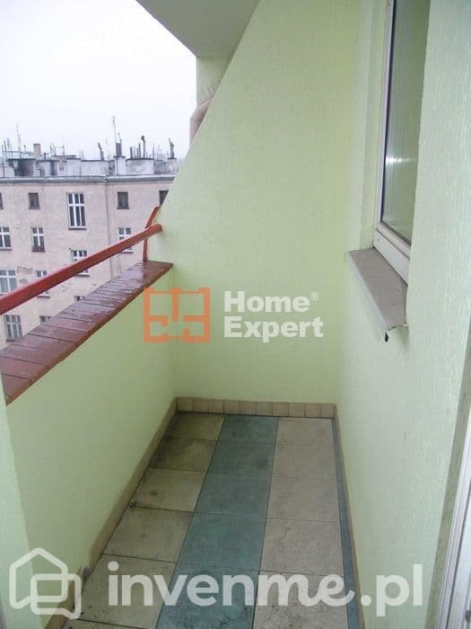Kawalerka blisko uczelni z loggią ul.Słowiańska - zdjęcie 3