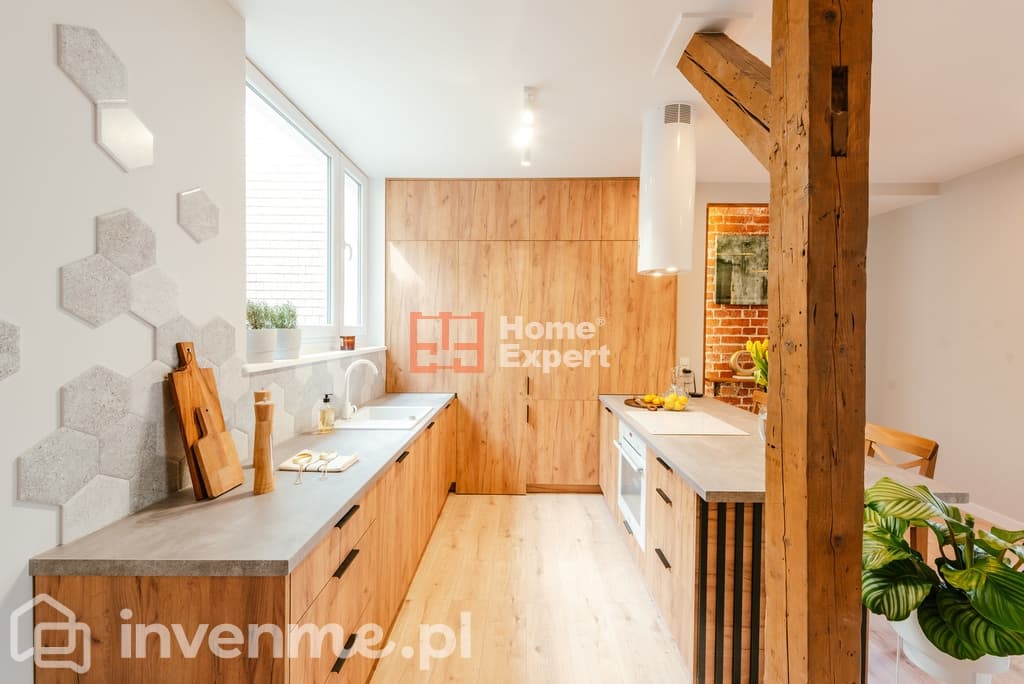 RYNEK-LUX 5POKOI , SAUNA,BILIARD W SERCU WROCŁAWIA - zdjęcie 2