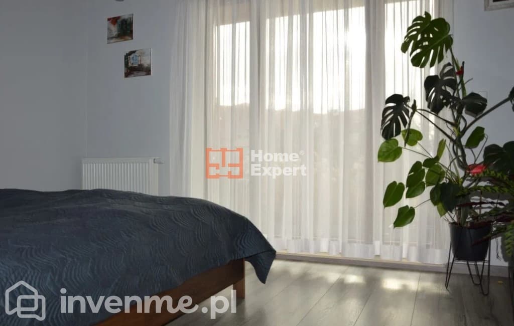 Mieszkanie 4 pokoje, garaż w cenie - zdjęcie 12