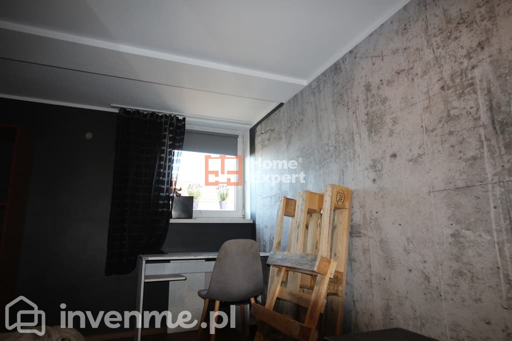 Przestronne, trzypokojowe mieszkanie w centrum