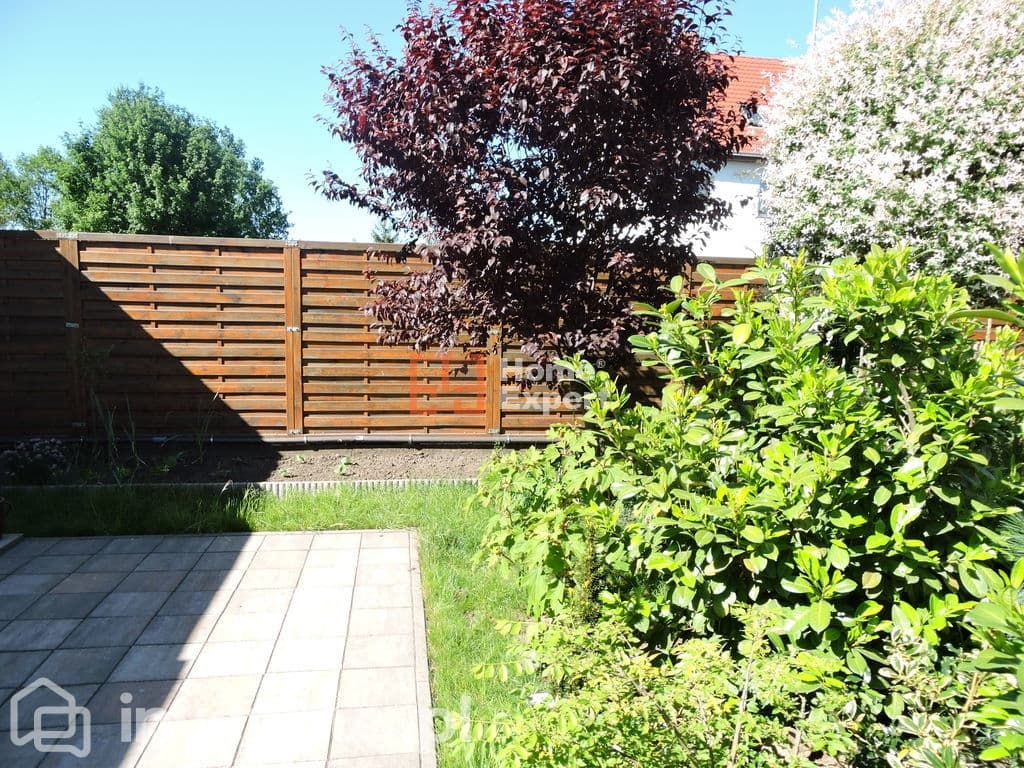 Mieszkanie dwupoziomowe z ogrodem i garażem - zdjęcie 5