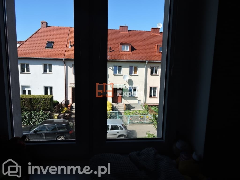 Mieszkanie dwupoziomowe z ogrodem i garażem - zdjęcie 16