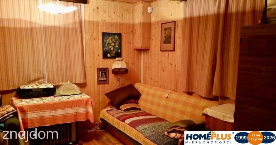 Domek letniskowy w lesie blisko rzeki i Zegrza. - zdjęcie 3