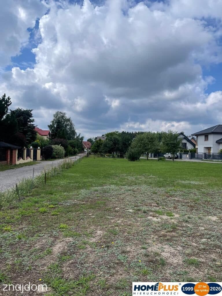 Działka 738 m², zabudowa mieszkaniowa + usługi. - zdjęcie 2