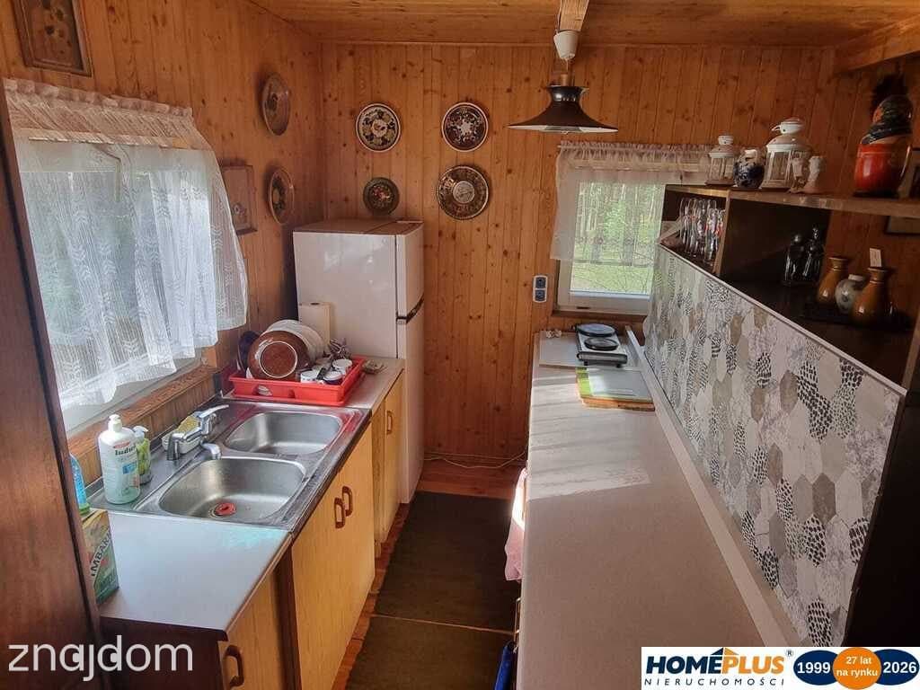 Domek letniskowy w lesie blisko rzeki i Zegrza. - zdjęcie 6