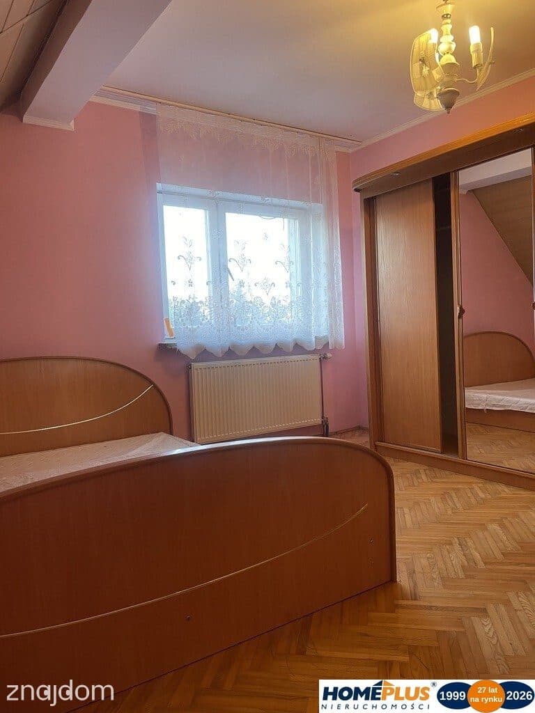 Przestronny dom 300 m², 9 pokoi, działka 800 m² - zdjęcie 6