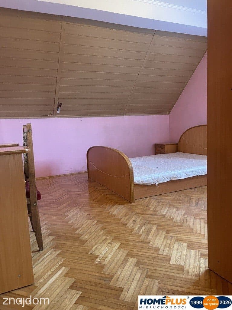 Przestronny dom 300 m², 9 pokoi, działka 800 m² - zdjęcie 8