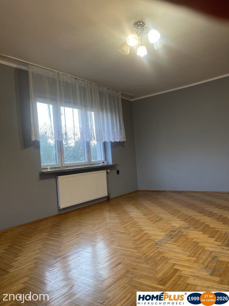 Przestronny dom 300 m², 9 pokoi, działka 800 m² - zdjęcie 15